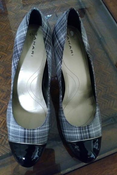 ❎SOLD❎ Tahari Laurie Cap toe Plaid Heels Pumps 10M - Picture 5 of 8
